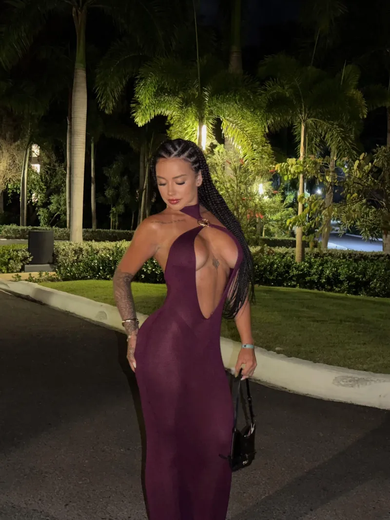 Thumbnail Low_Pension4420's Bold Move in a Fit That Stole the Show - NSFWOutfits