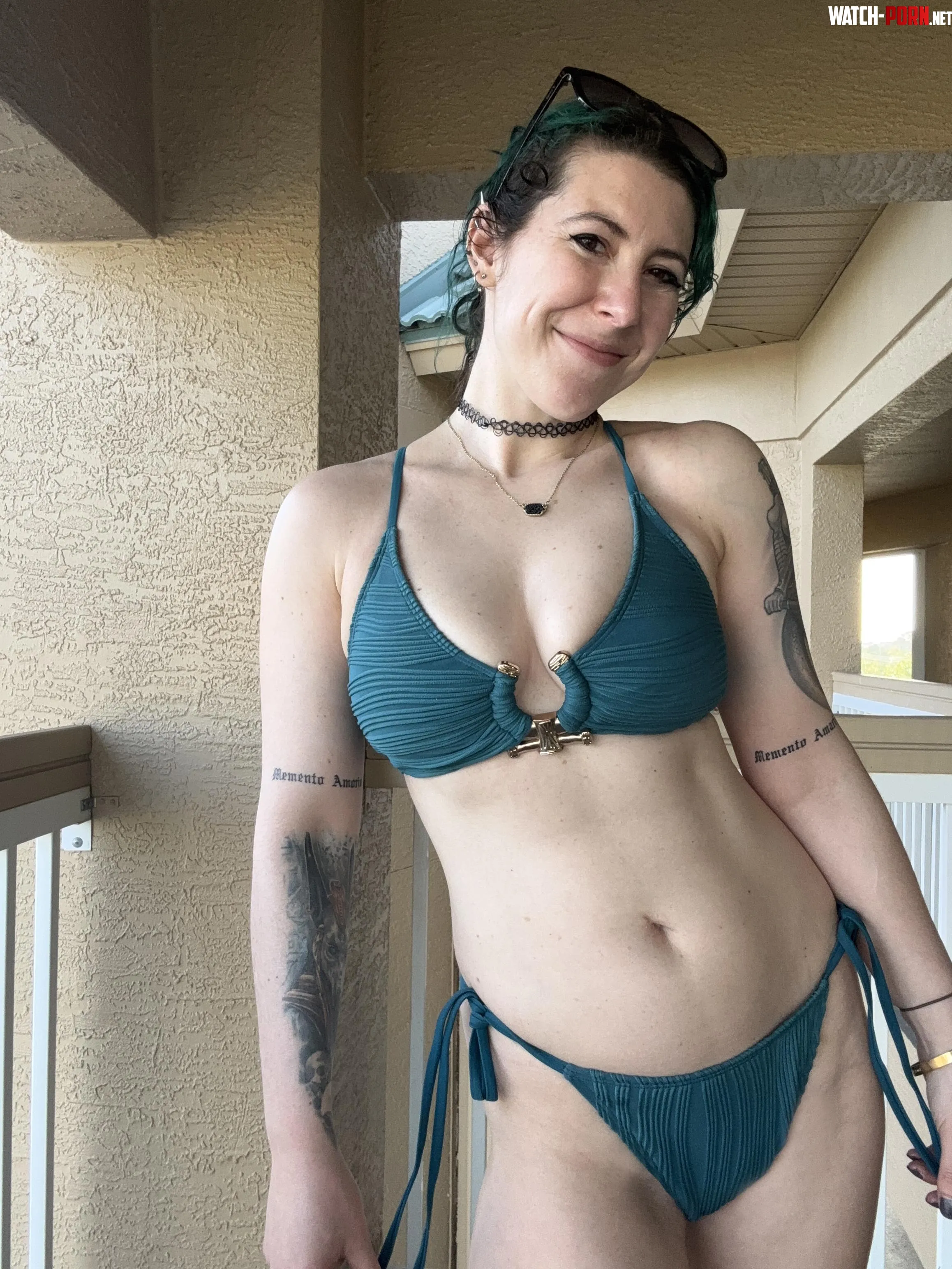 Gunna go tempt the dads hanging at the hotel pool by sirenskiss3