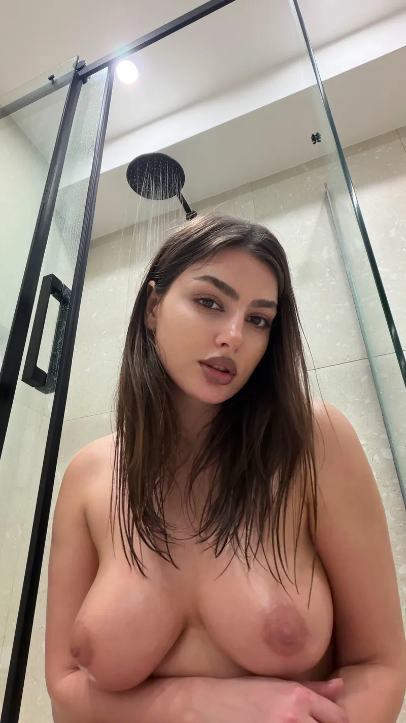 Thumbnail Suck my tits in the shower and make me happy by evasforever