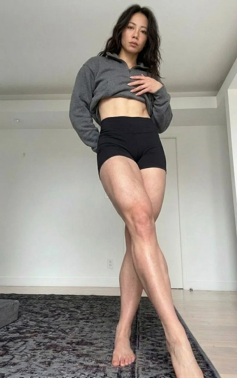 Thumbnail F39, are you into asian muscle mommies? by CherryBlossomGirl420