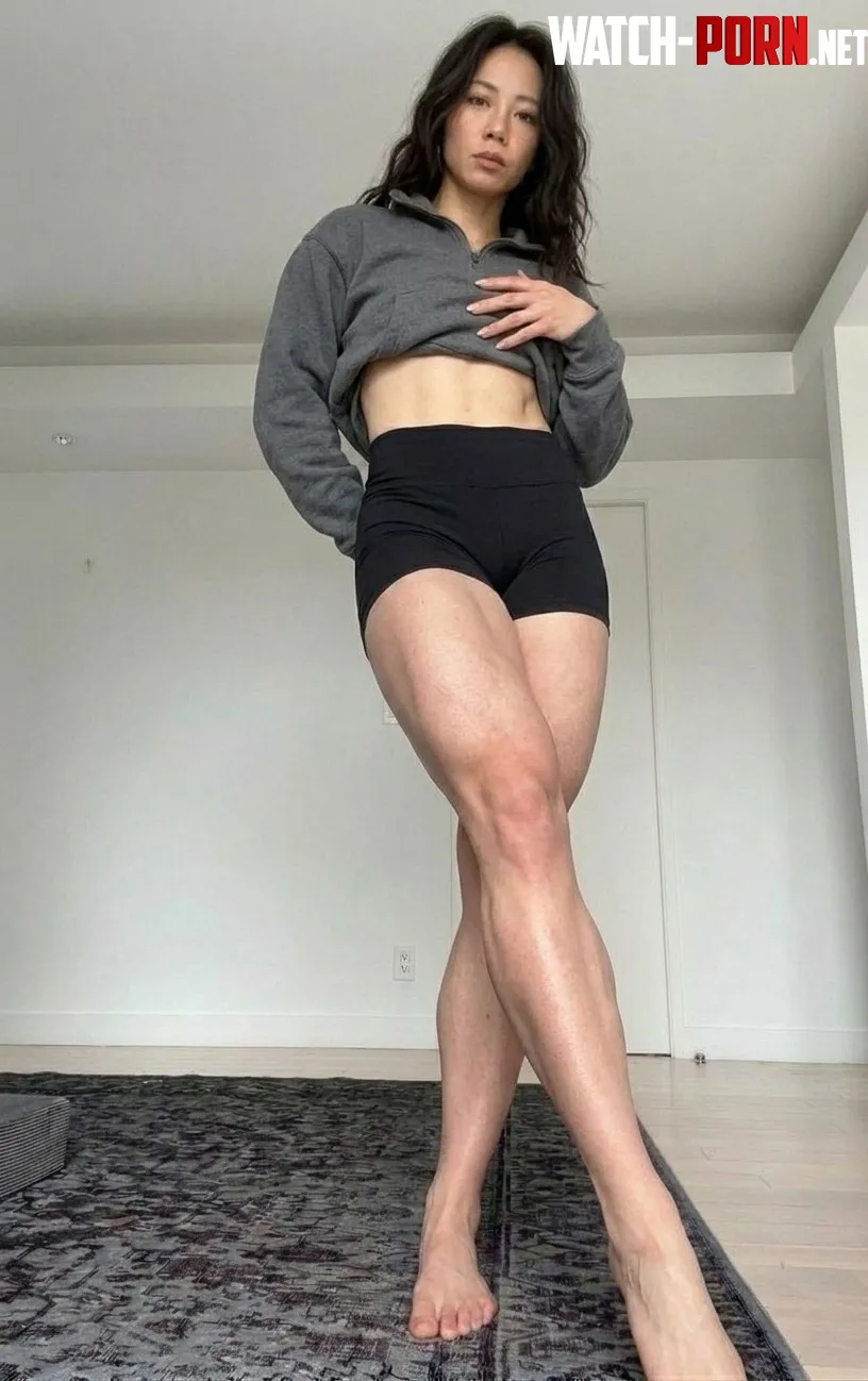 F39, are you into asian muscle mommies? by CherryBlossomGirl420