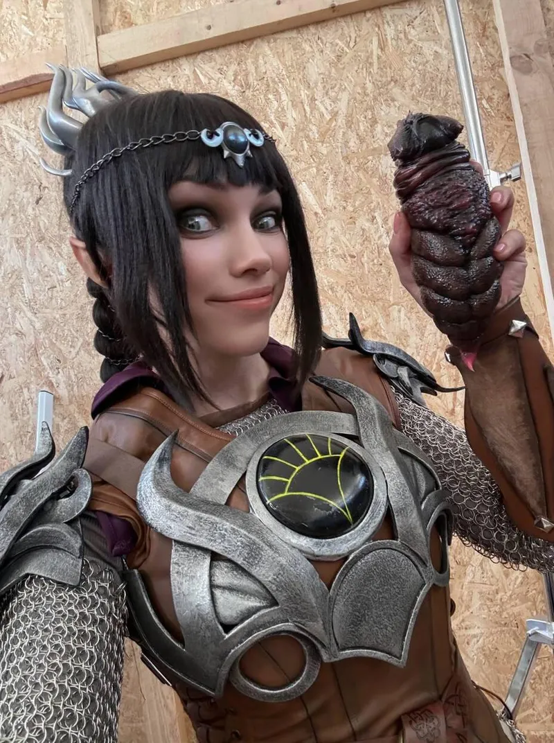 Thumbnail Meet Shadowheart by Octokuro: A Remarkable Cosplay Experience