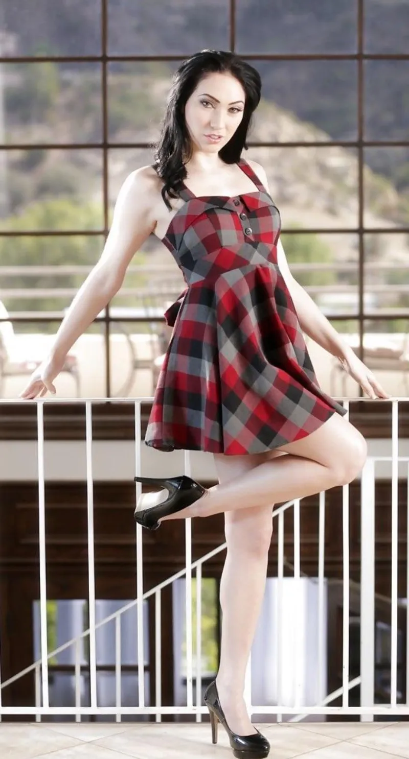 Thumbnail Dive into the World of Aria Alexander in ClassyPornstars