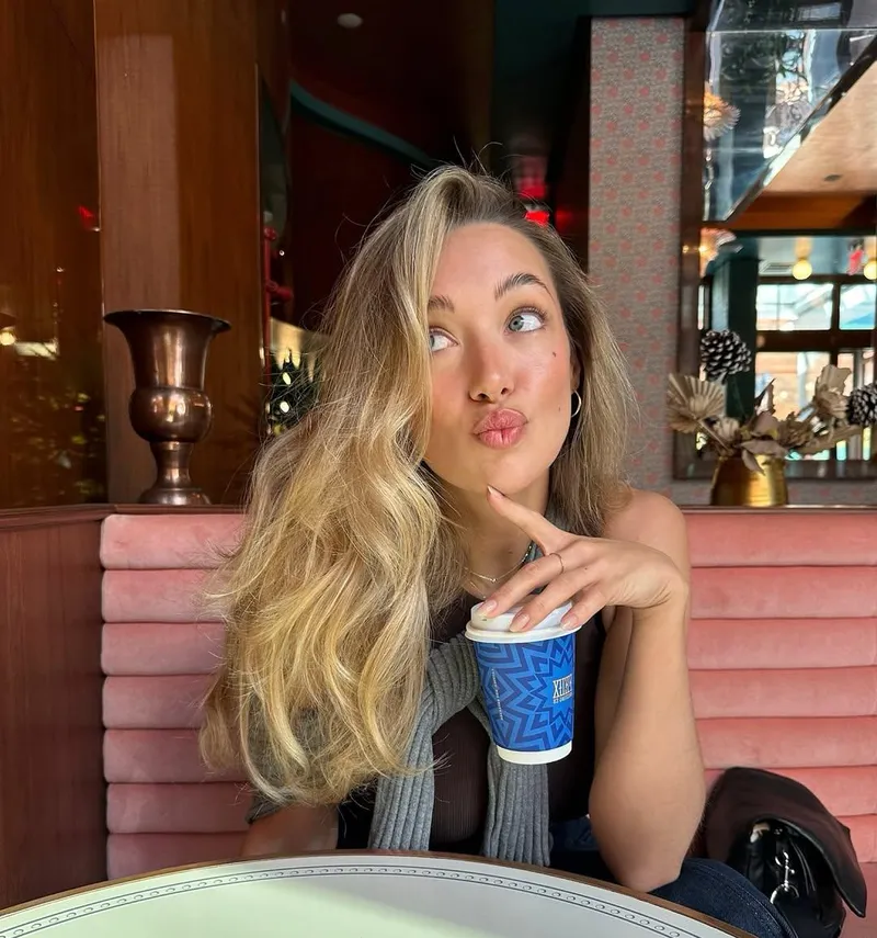 Thumbnail Get to Know Penny Lane's Allure by _captain__holt_ | PrettyGirls Category