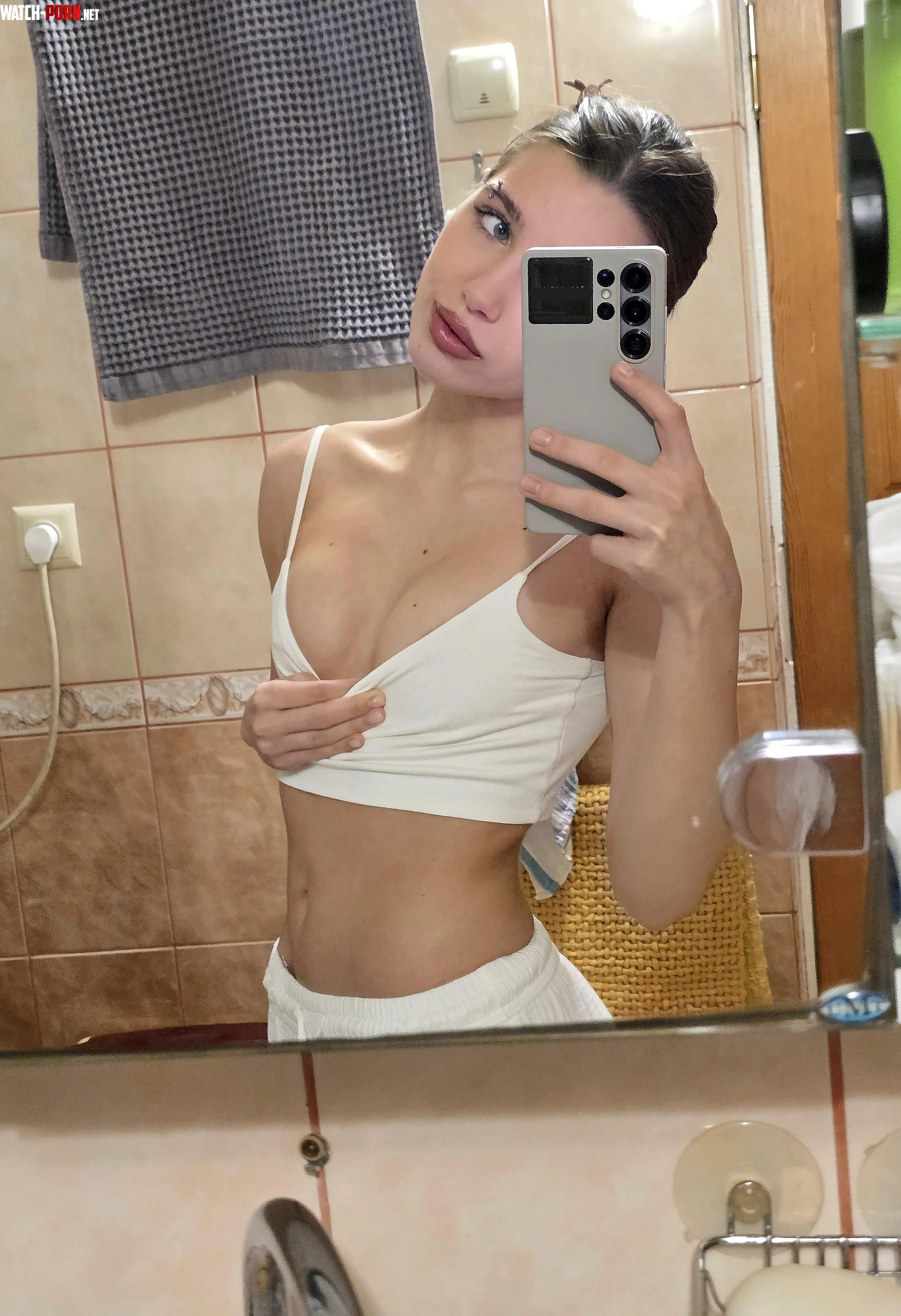 When I wanna see my cleavage in the mirror by TonerSK