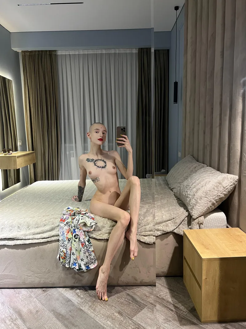 Thumbnail I'm Smoooooooth - Shorthairchicks Category