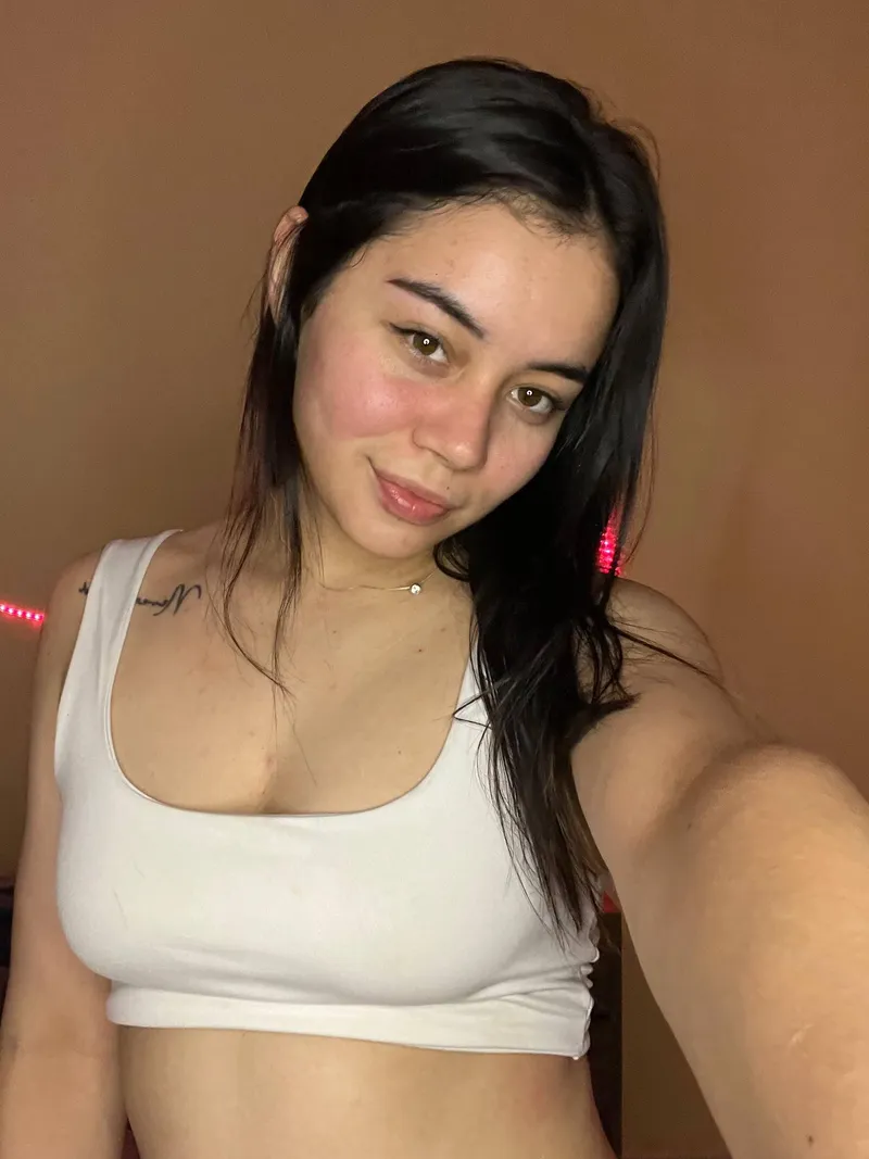 Thumbnail s2itsMaya_'s Fit Journey: A Croptopgirls' Experience