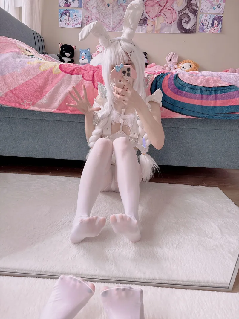 Thumbnail little bunny energy but i’m throbbing and needy for your breeding >< by BlushUnderTow