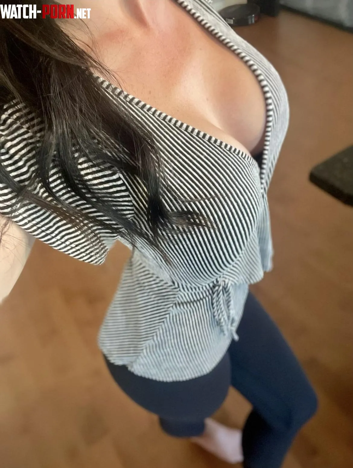 As a 5ft nothing MILF here is your POV by JessicaAshley_xo