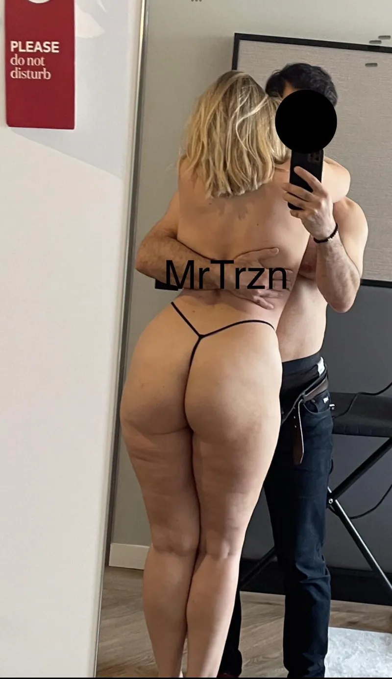 Thumbnail Mrtrzn's Steamy Paris Encounter in the Hotwife Category