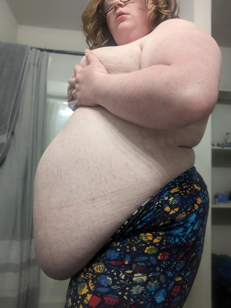 Thumbnail Stretch marks and belly hangs anyone? by PenguinWaddles222
