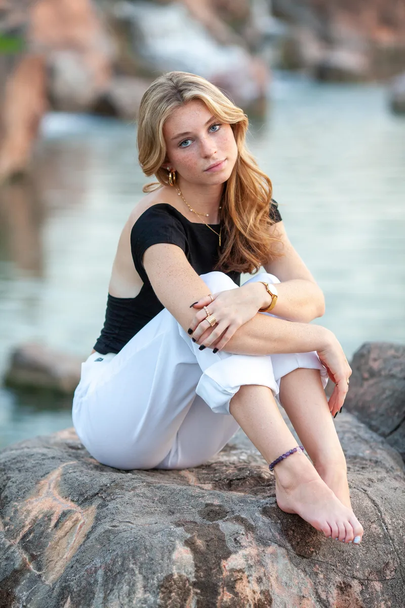 Thumbnail Ashley Jane Unveiled: A Portrait of Elegance