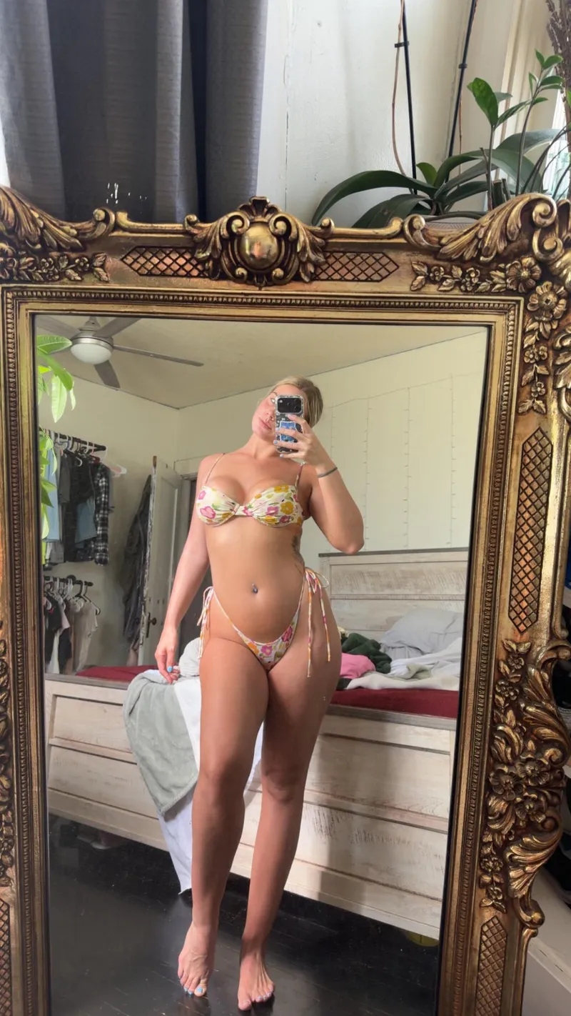 Thumbnail Swimmers Wanted: Dive into Bikini Fun with julesjulesjule