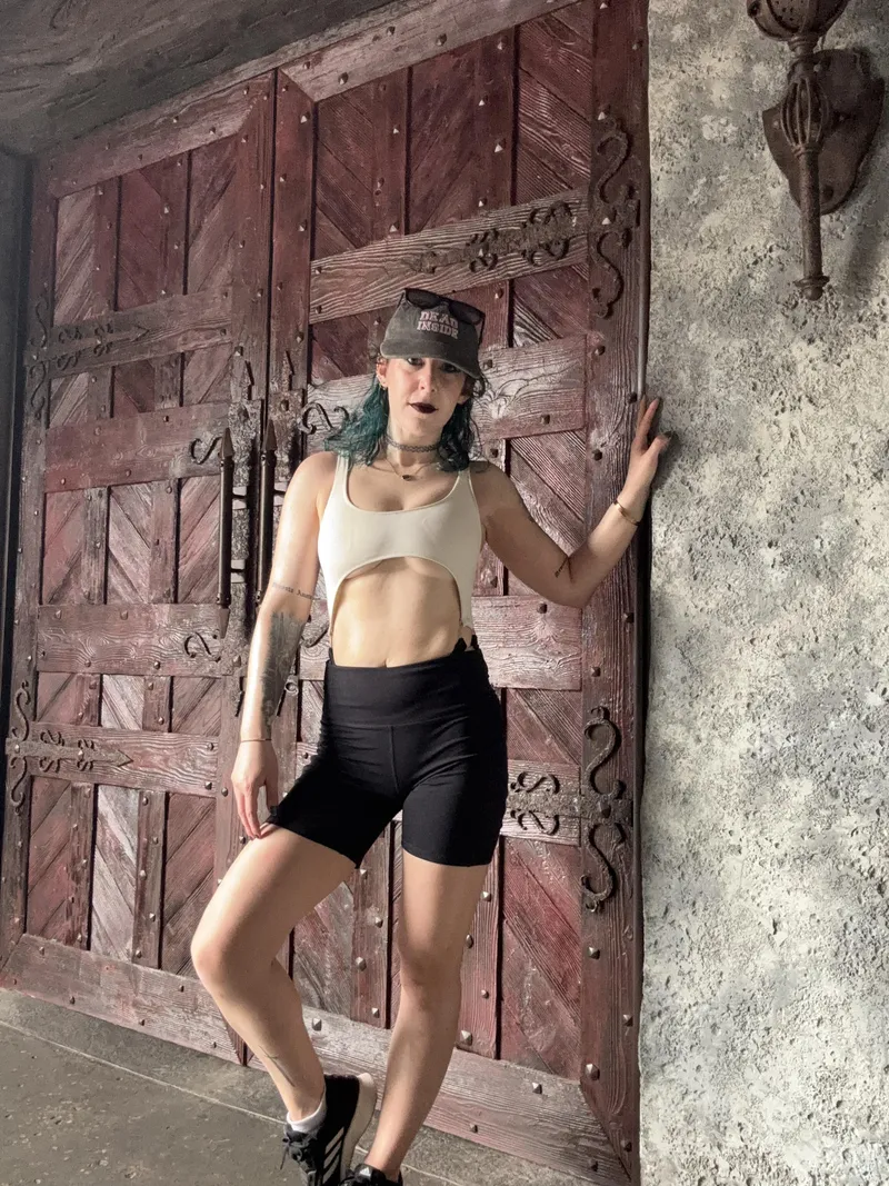 Thumbnail Embracing Gothic Vibes: Discover more with sirenskiss3