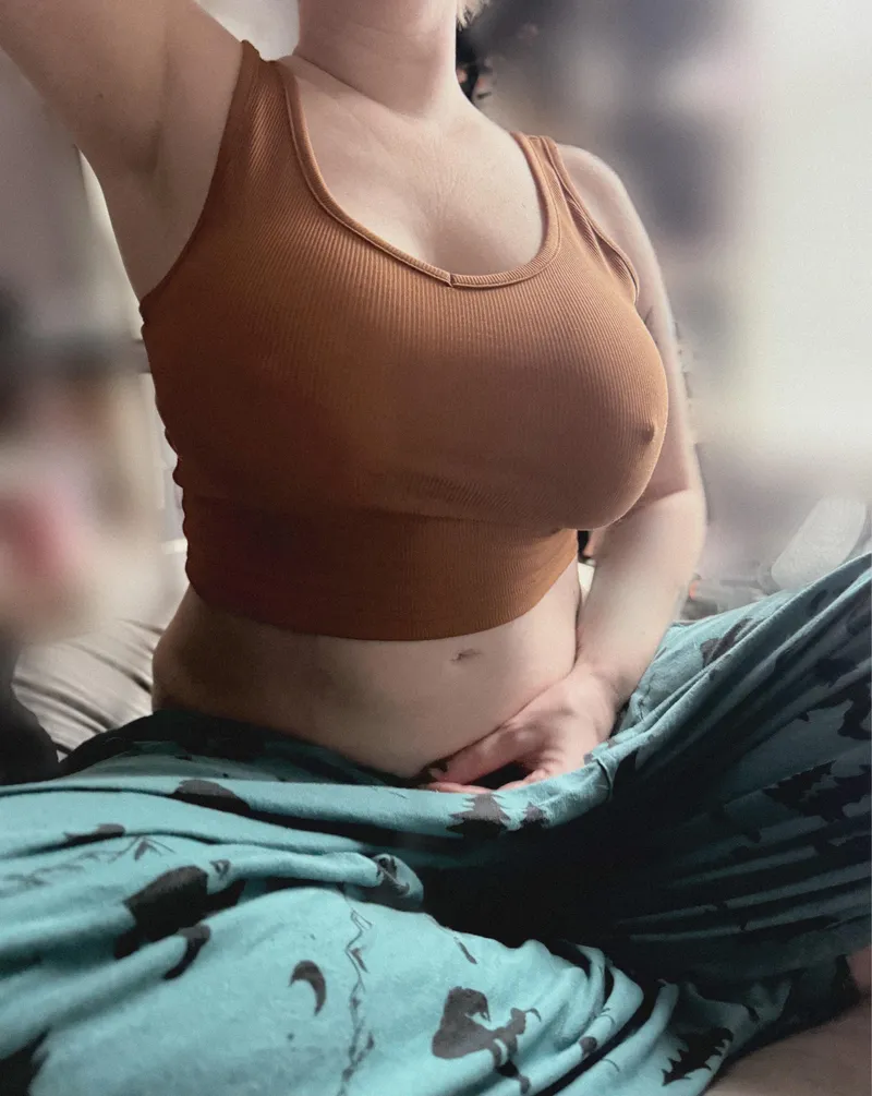Thumbnail Slept in… but mommy pokies by AmethystMoonxo