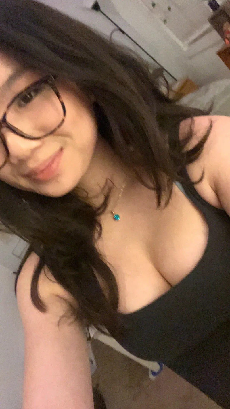 Thumbnail Experience Naughty Nerd Charm with cottonmouthqt in asiansgonemild