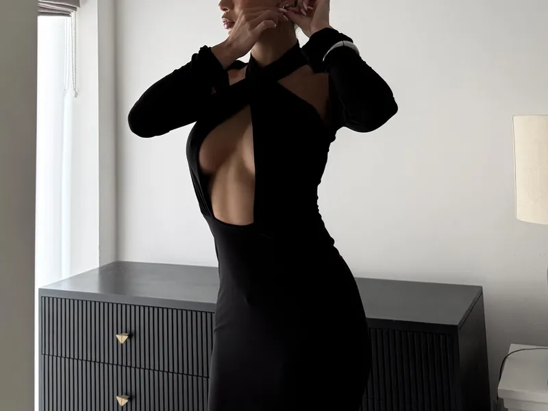 Thumbnail Dressing to Impress: A Tight Fit Tale! Author: annabellsociety | tightdresses