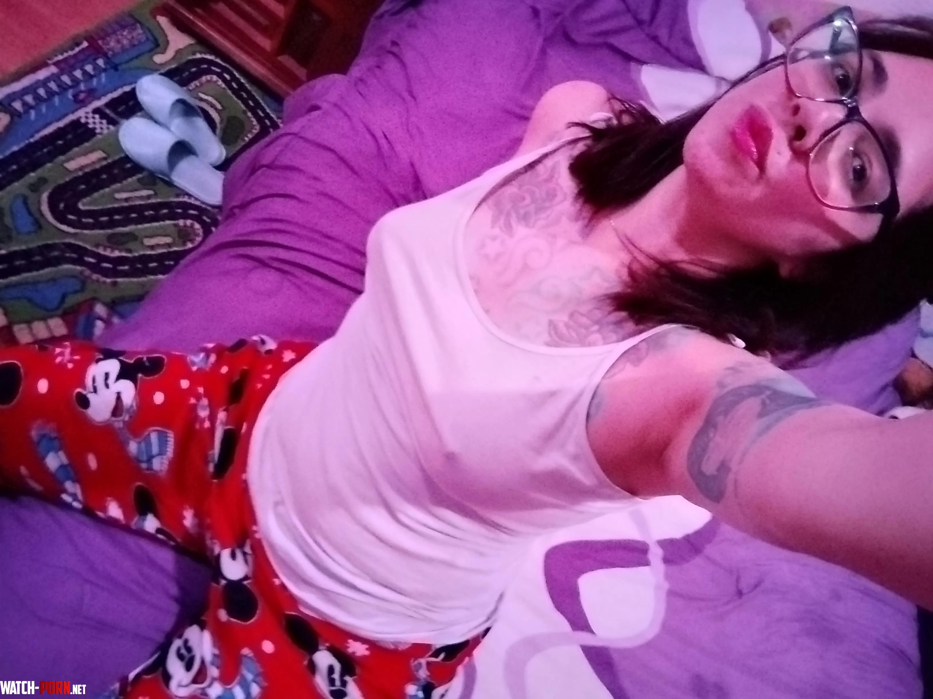 Sending some smooches from my thick lips by Popular-Put-4808