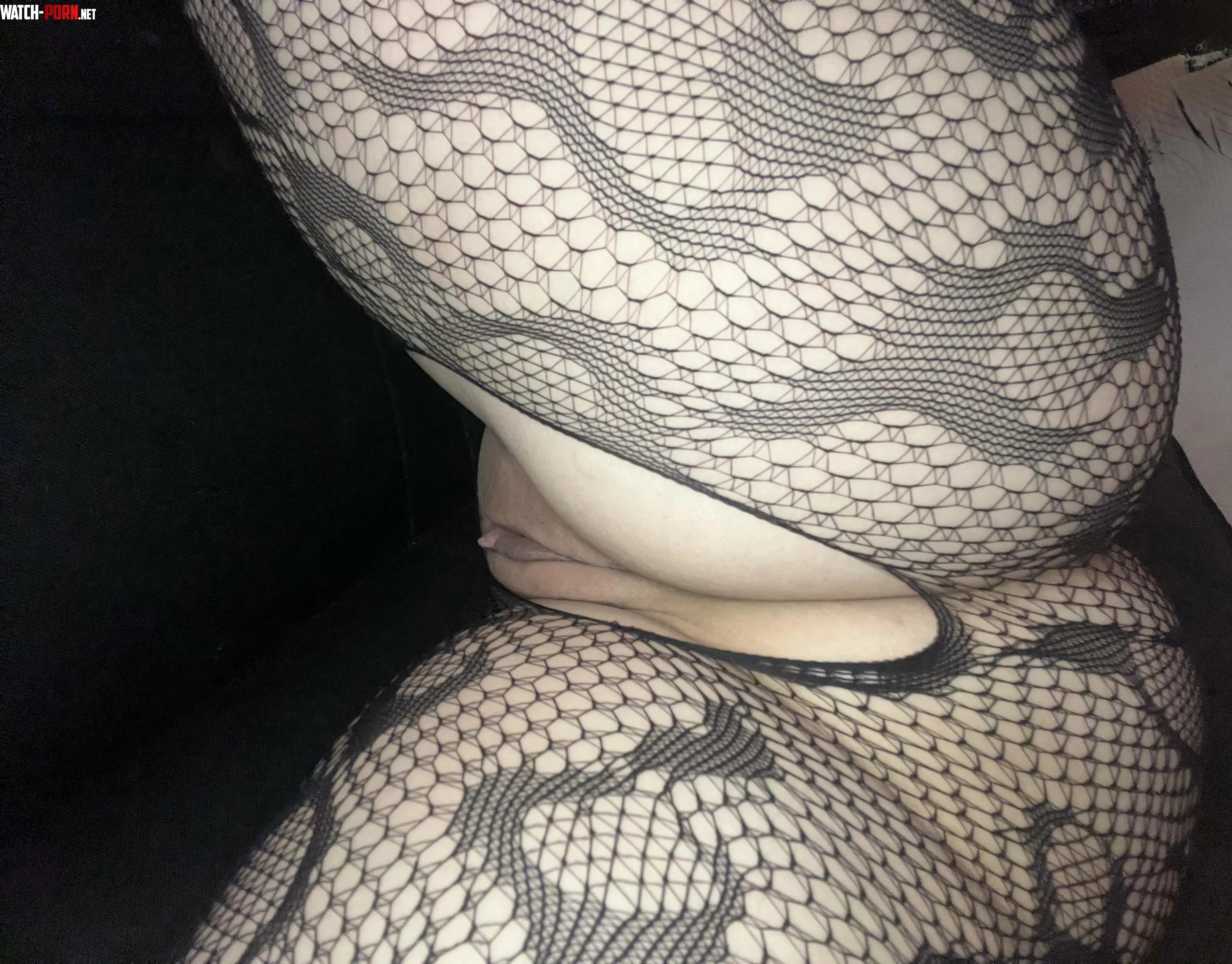 250 upvotes and I’ll spread my ass next 🤭 by yourfootfairy_