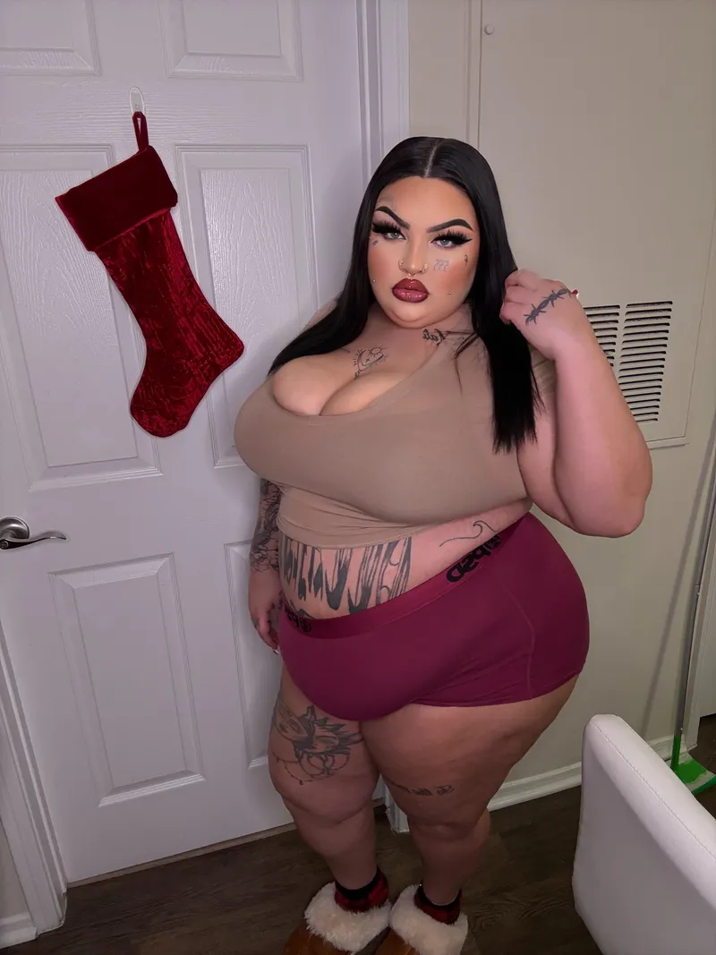 Thumbnail Throwback Delights: Journeying with hadespaynes on Stuffers
