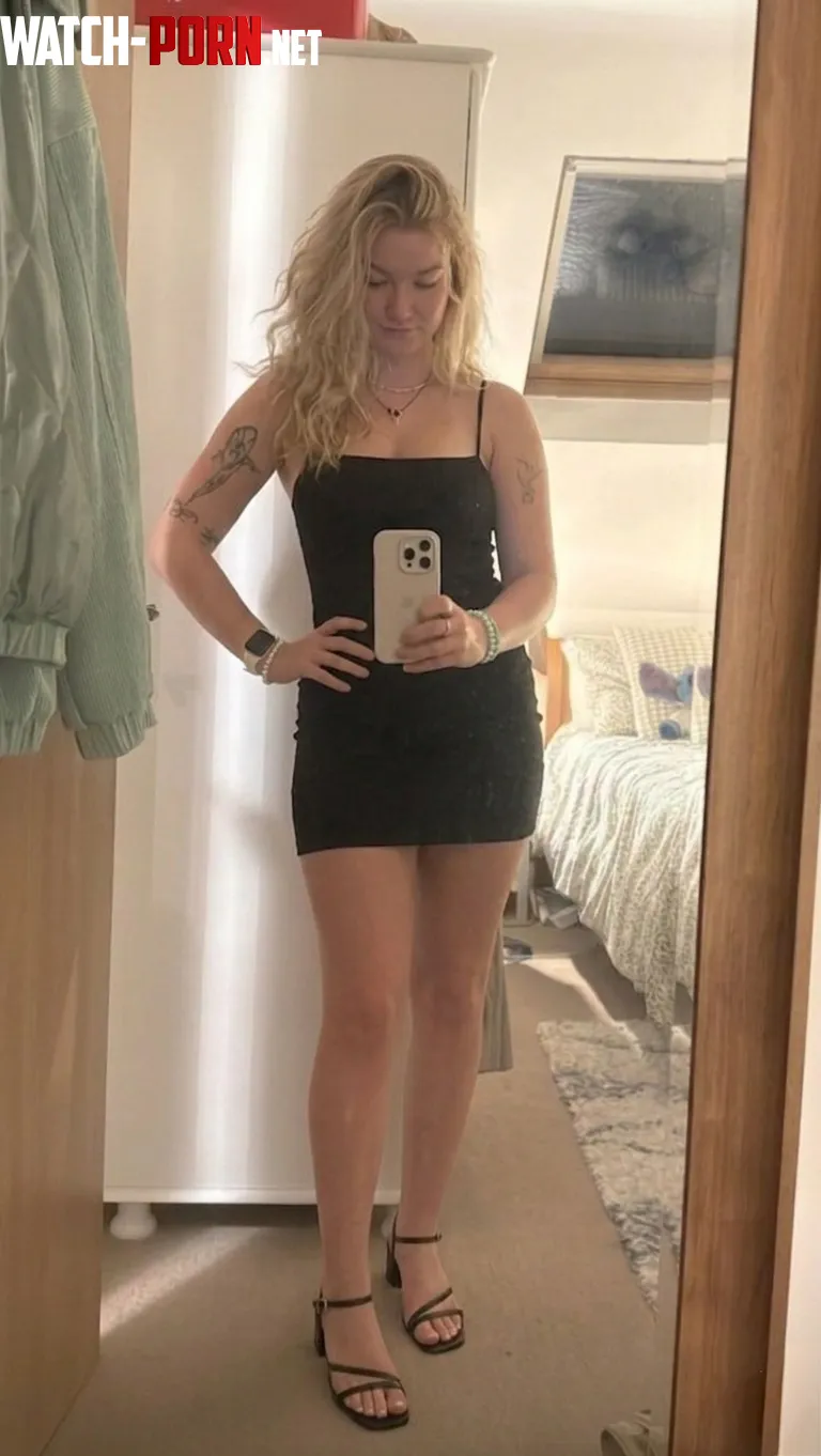 What do you guys think of this fit? by Eringo_braless