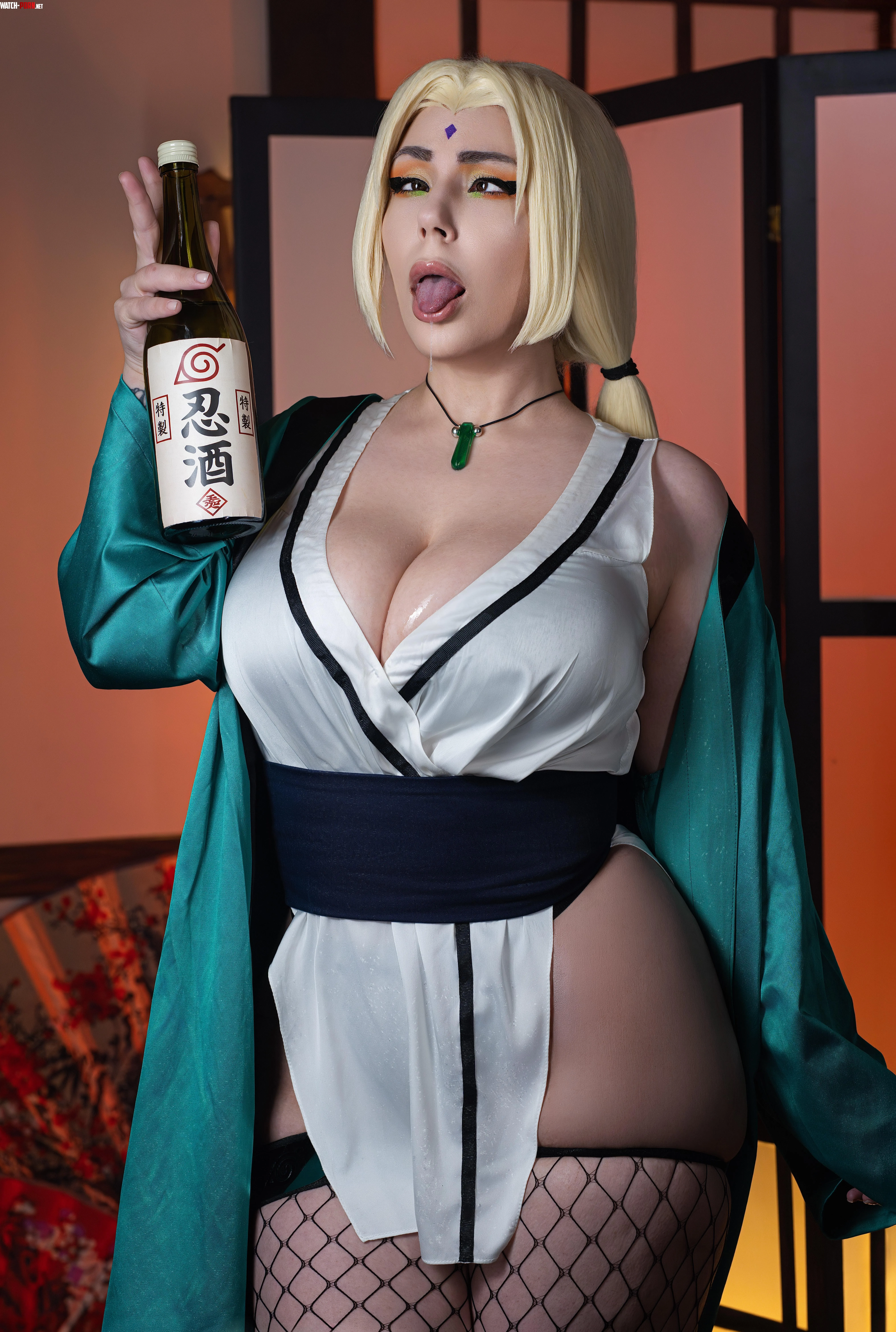 Tsunade from Naruto by (Izma) by izmacat_spicy
