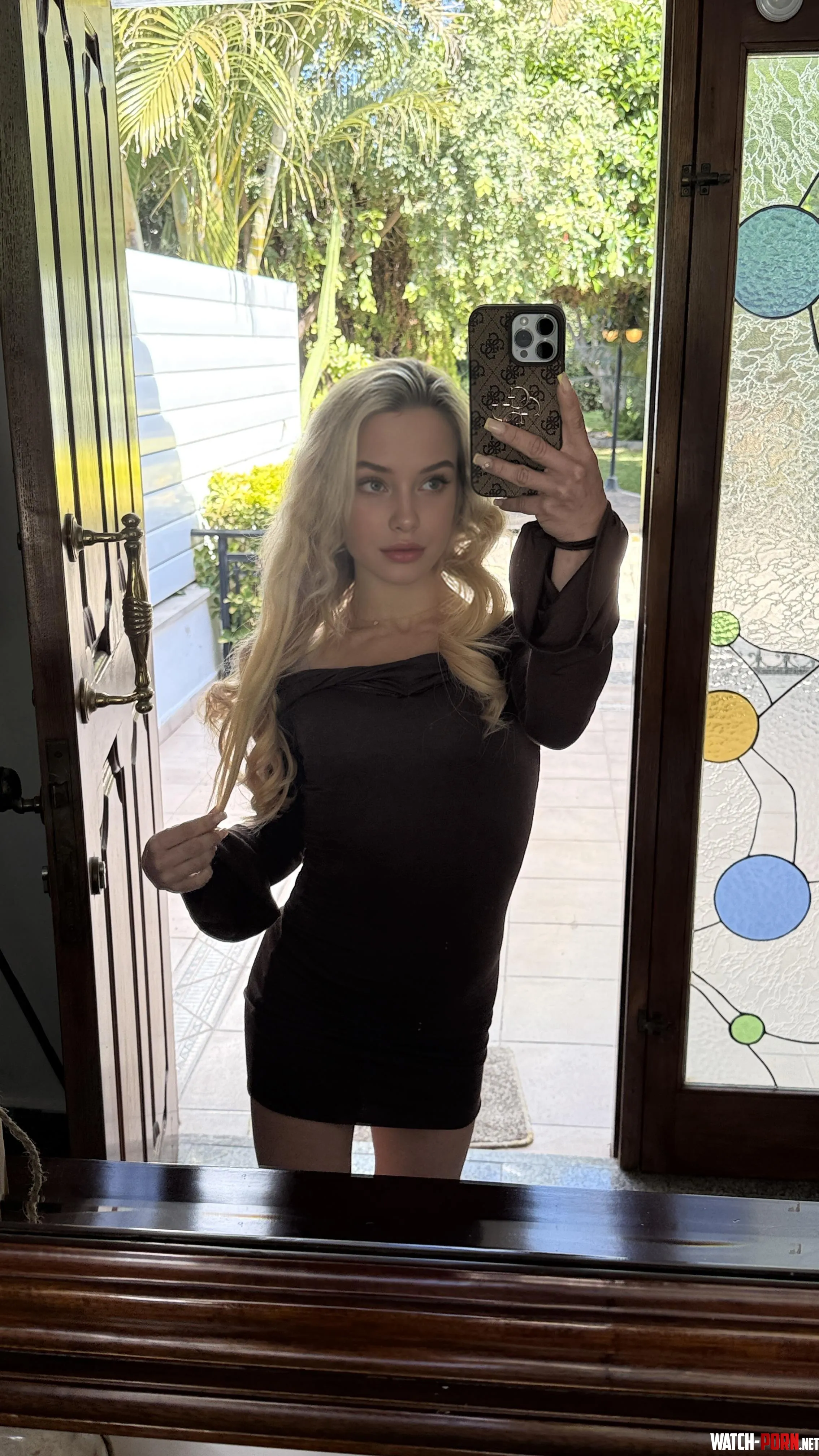 am i cute or classy in your eyes? by logicchaos-