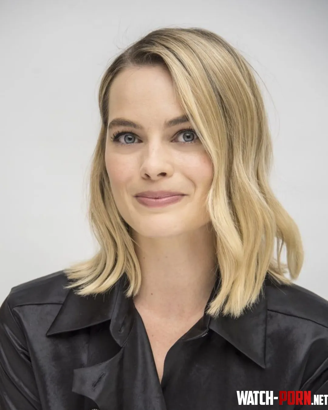 Margot Robbie by Fit-Indication-7333