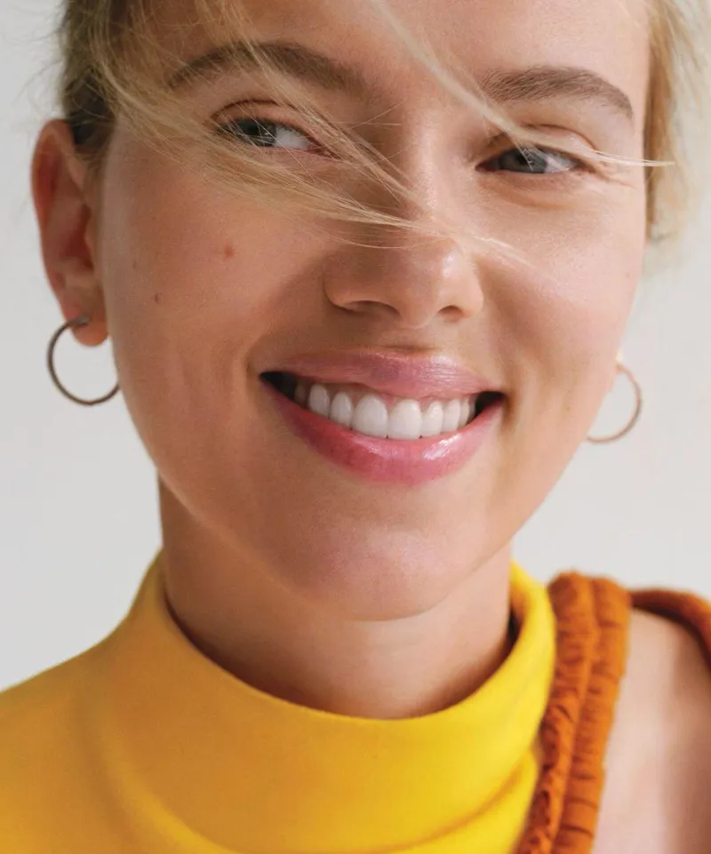 Thumbnail Scarlett Johansson: A Timeless Beauty | UrbanAchievers6371