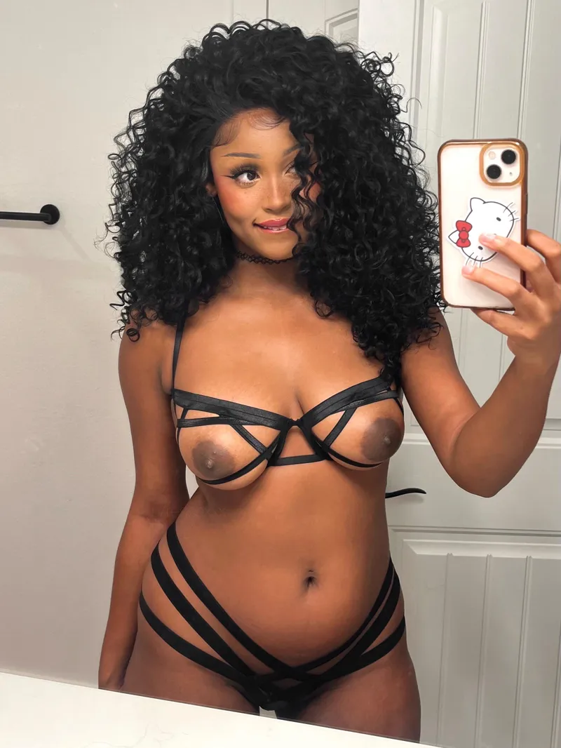 Thumbnail Exploring Creampies vs. Swallowing: A New Perspective | ressaxxx