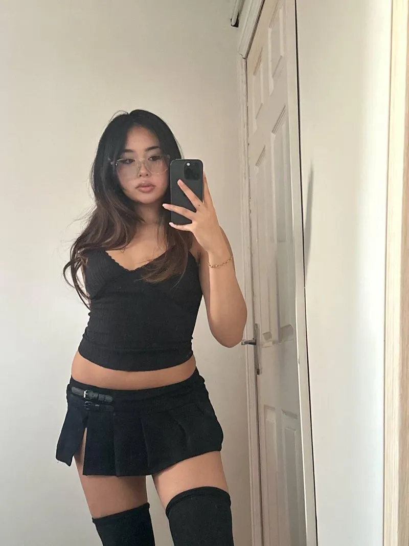 Thumbnail Hintedtap's Query to White Men: Would You Choose Me? | AsiansGoneMild
