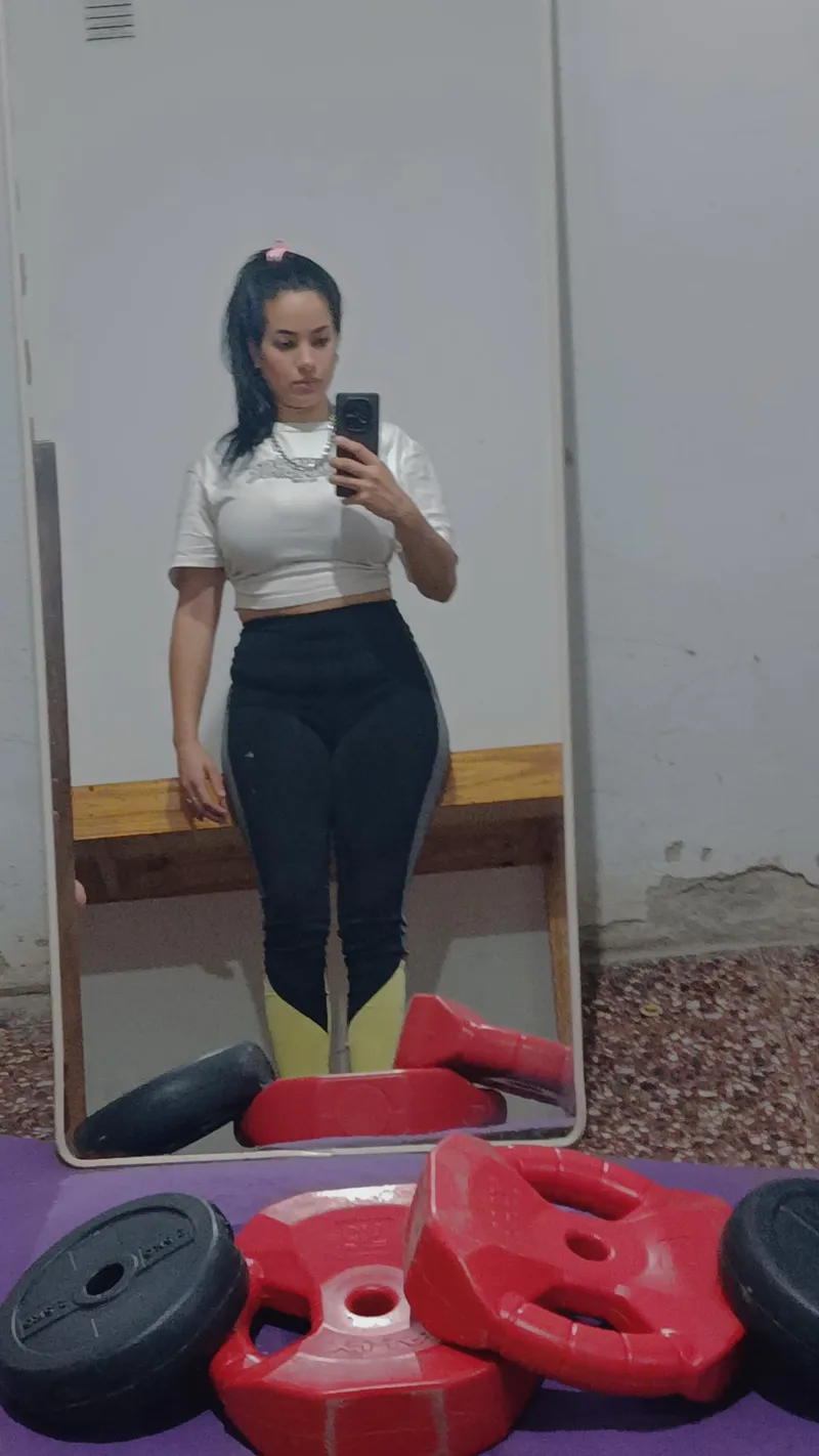 Thumbnail A Bit of Gym in the Distance by Valentina8624 | 2busty2hide Insights