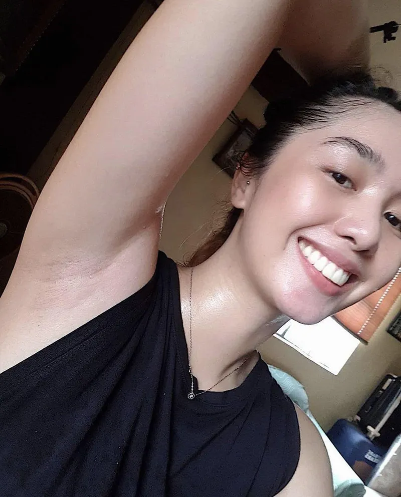 Thumbnail Question-Alternative: Lick it - A Sweet Invitation | SweatyGirls