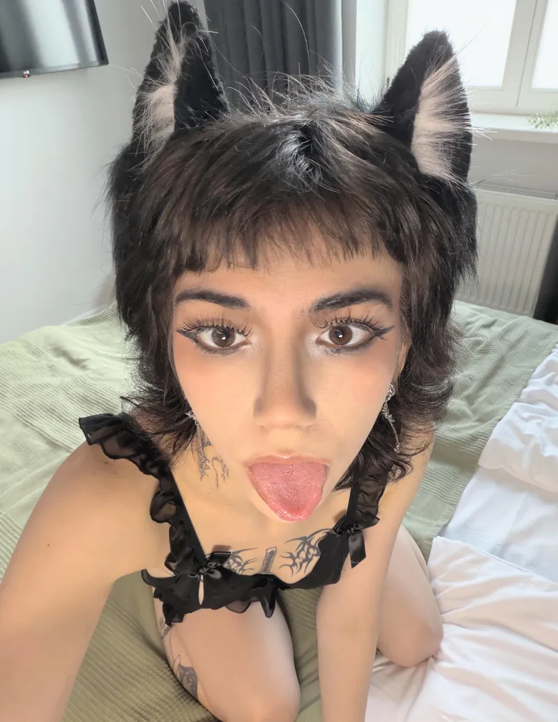 Thumbnail Fantasy Exploration: Discover Girls with Cat Ears - Authored by Goldenhourviole
