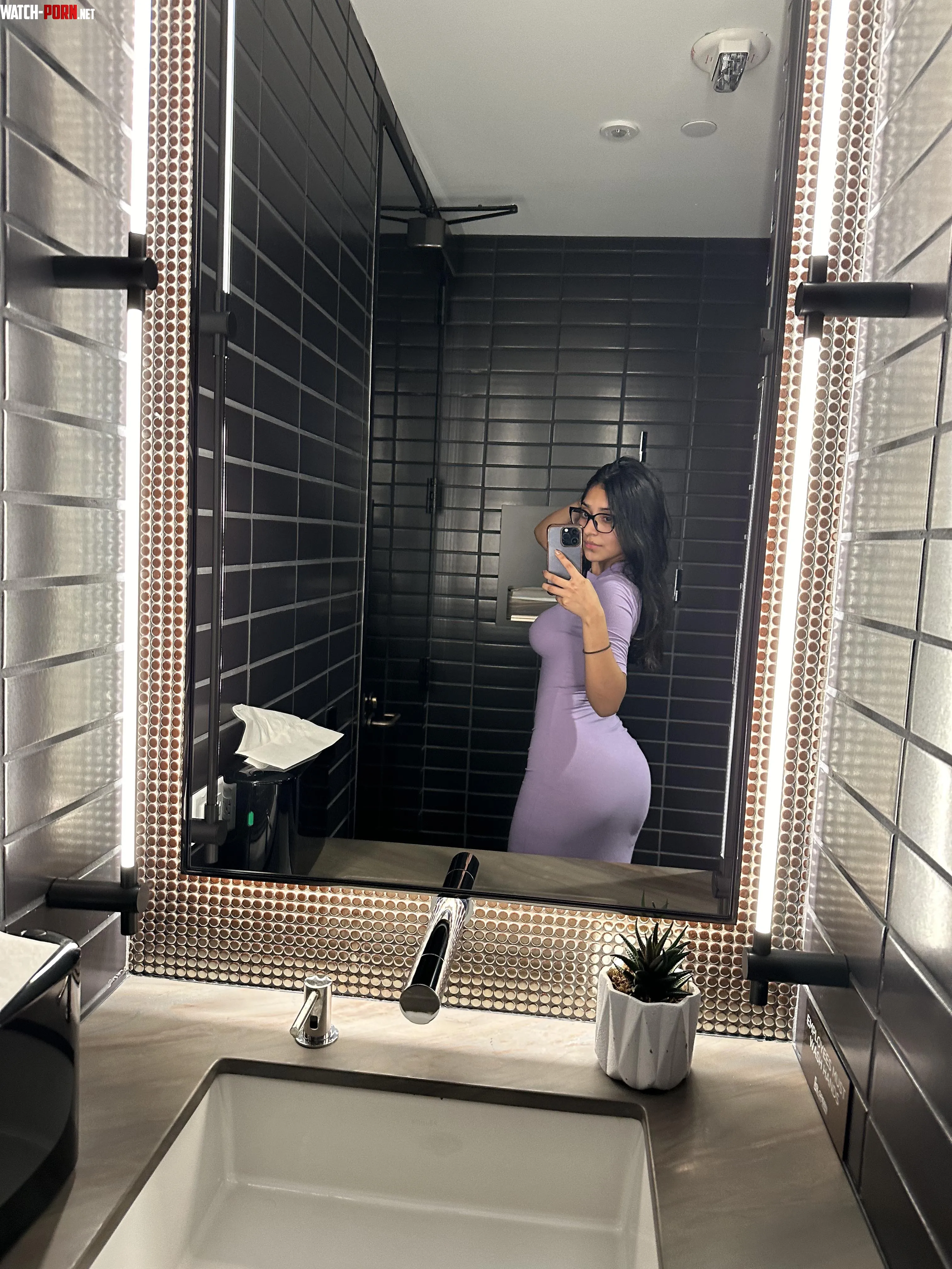 Sexy office look by Nicolebarreraxo