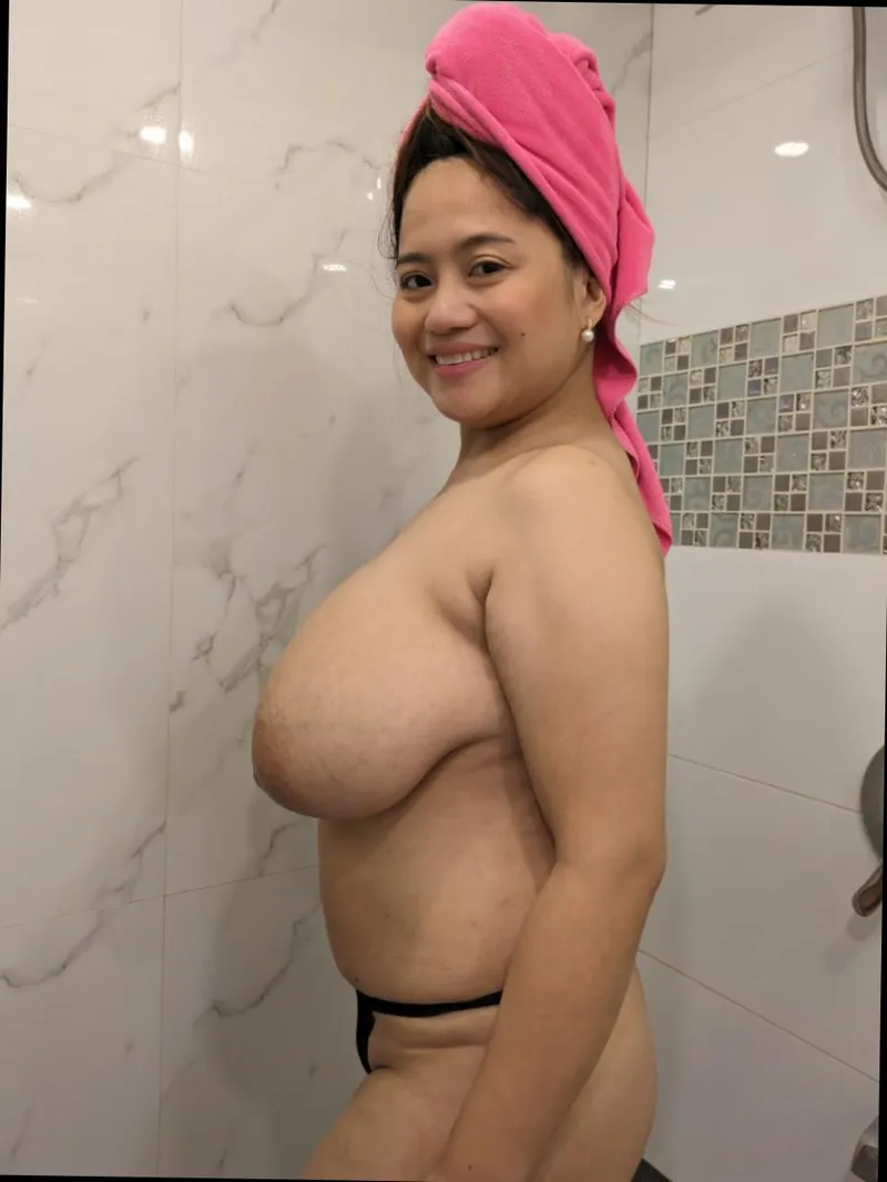 Thumbnail BBW Chubbiness: A Question of Size by CriticismLifeguard