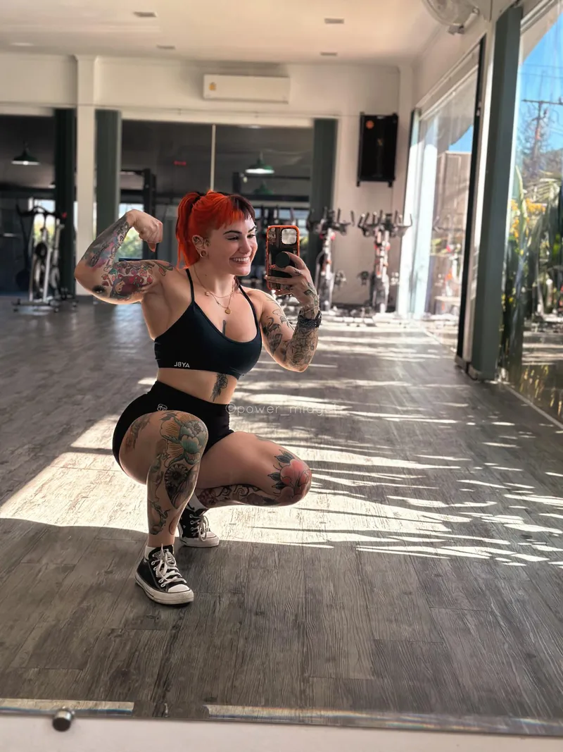 Thumbnail Power_midget Challenges You: Handle a Powerlifting Workout?