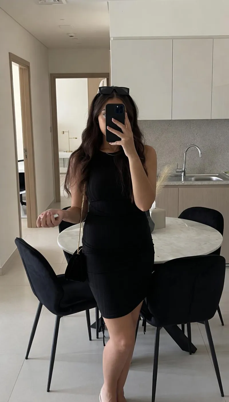 Thumbnail Combining Style and Comfort: Tight but also comfy by SssnaKeyyy