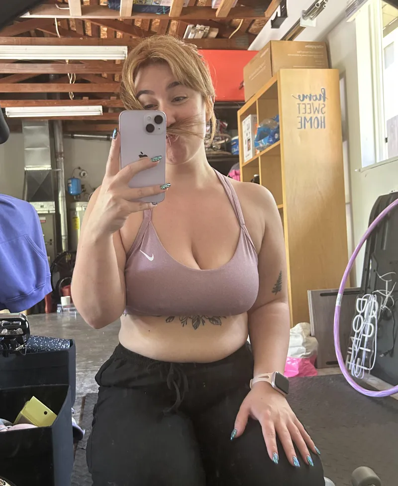 Thumbnail Ruthiegetsfit Embraces SweatyGirls Lifestyle Urges