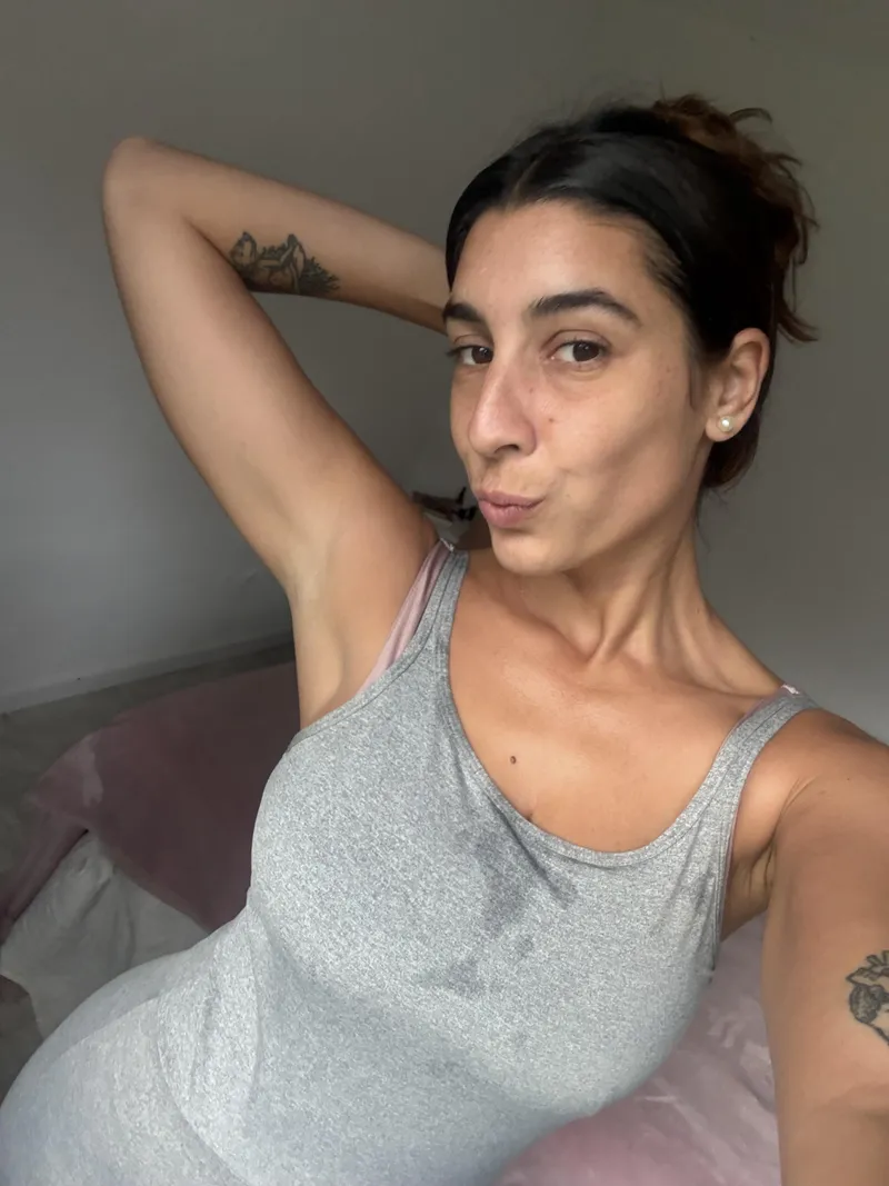 Thumbnail Chrissy-fit's Raw and Real SweatyGirls Moment