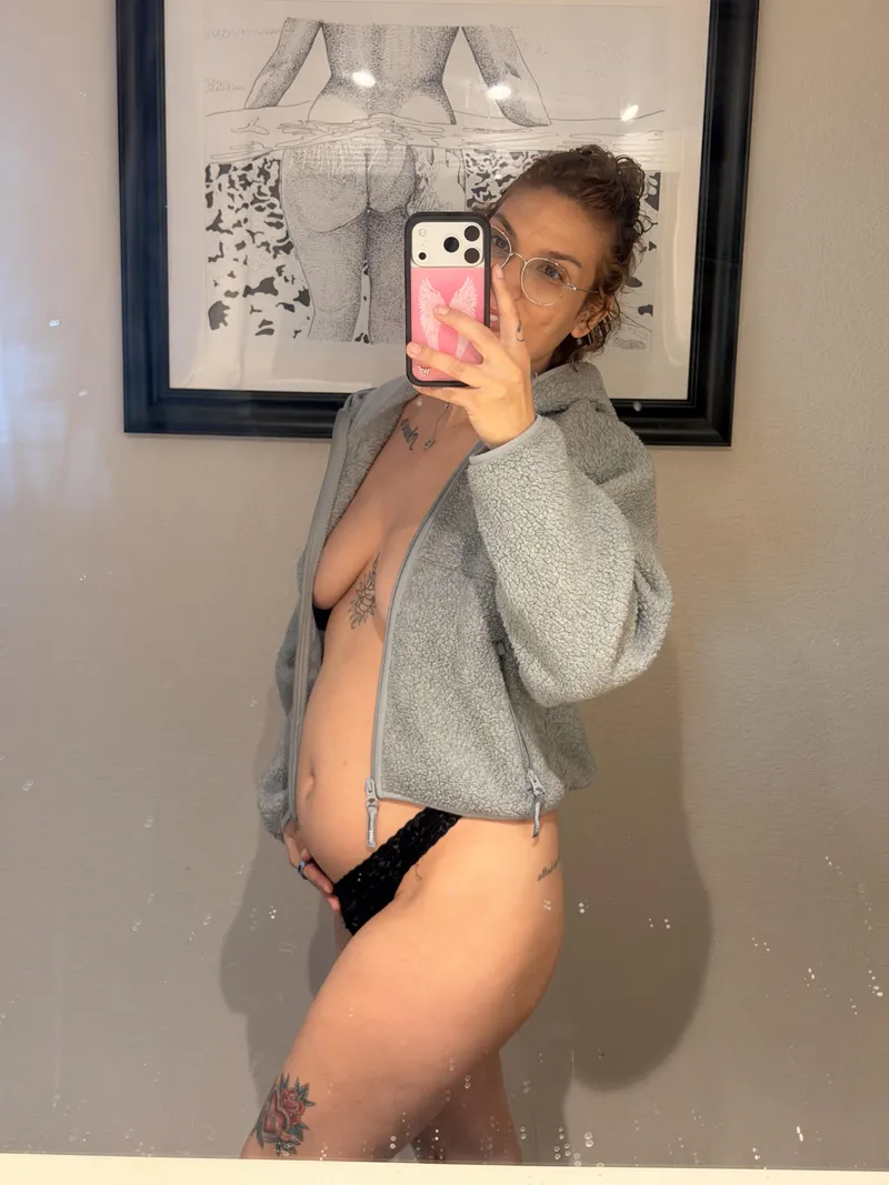 Thumbnail Pregnant Journey: Insights from stayathomemilfy