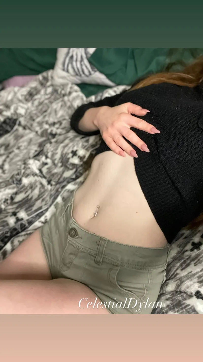 Thumbnail Indulge in Yummy Delights with Celestial_Capricorn on Slutsofonlyfans