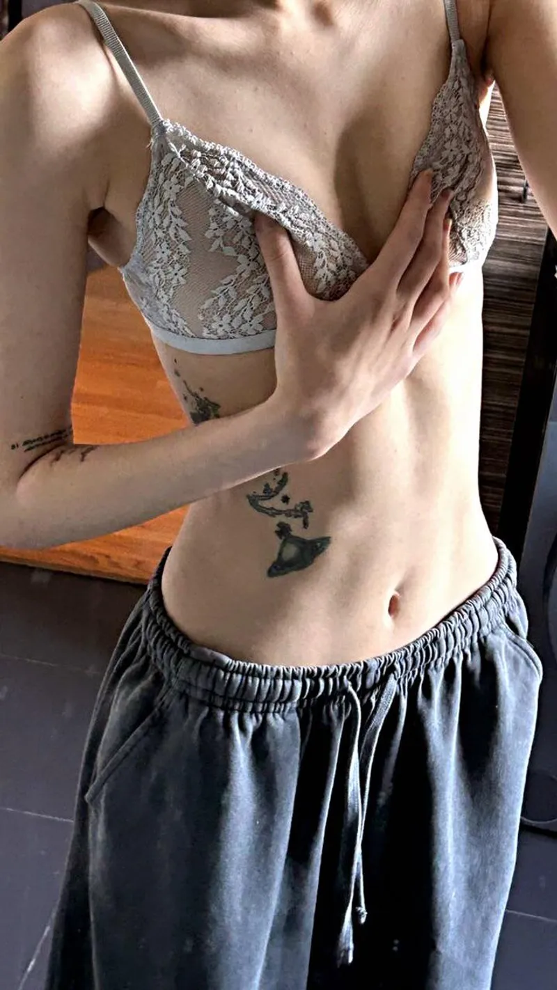 Thumbnail BlissVibess Proudly Embraces the Title of a Slut