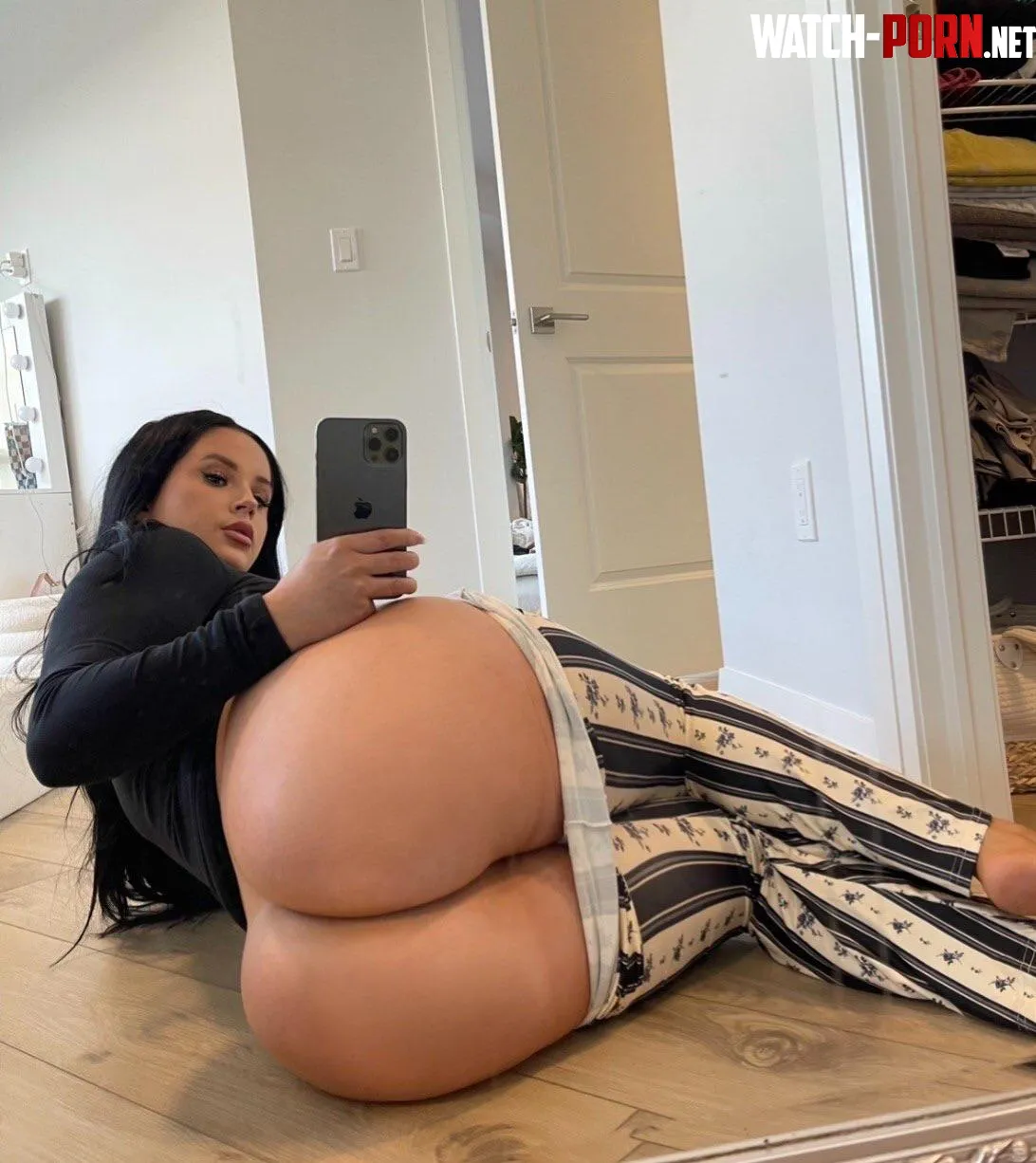 is this massive enough to fit your standards by rosearchive