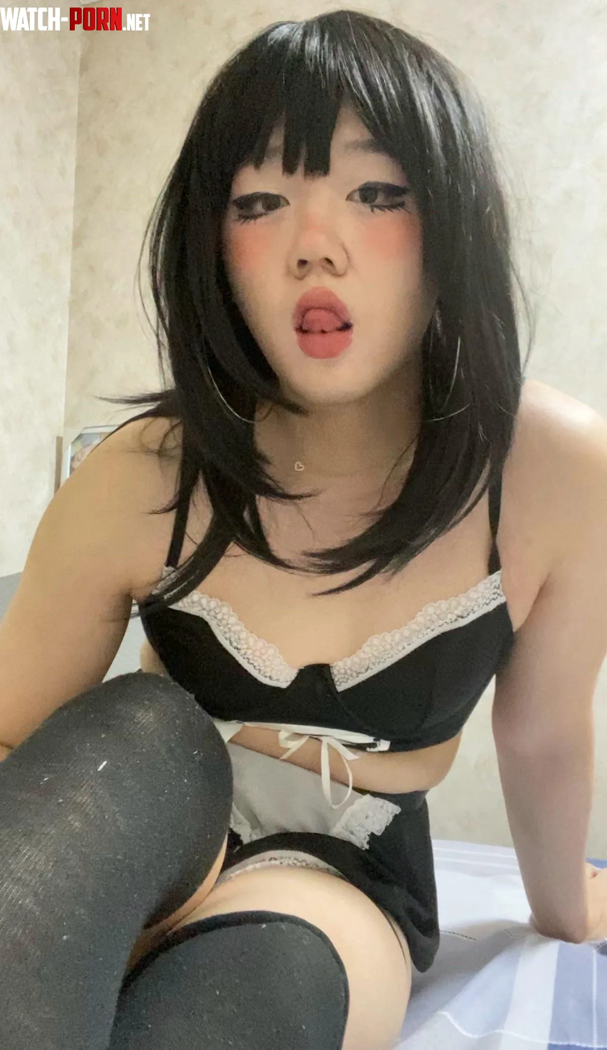 Hi am I cute? Be honest by BangBangGuy