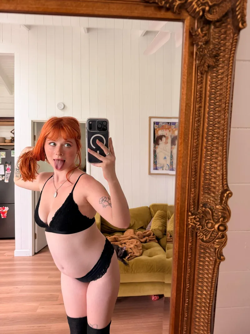 Thumbnail strawberryhaired: A Candid Look into Being a Pregnant Slut