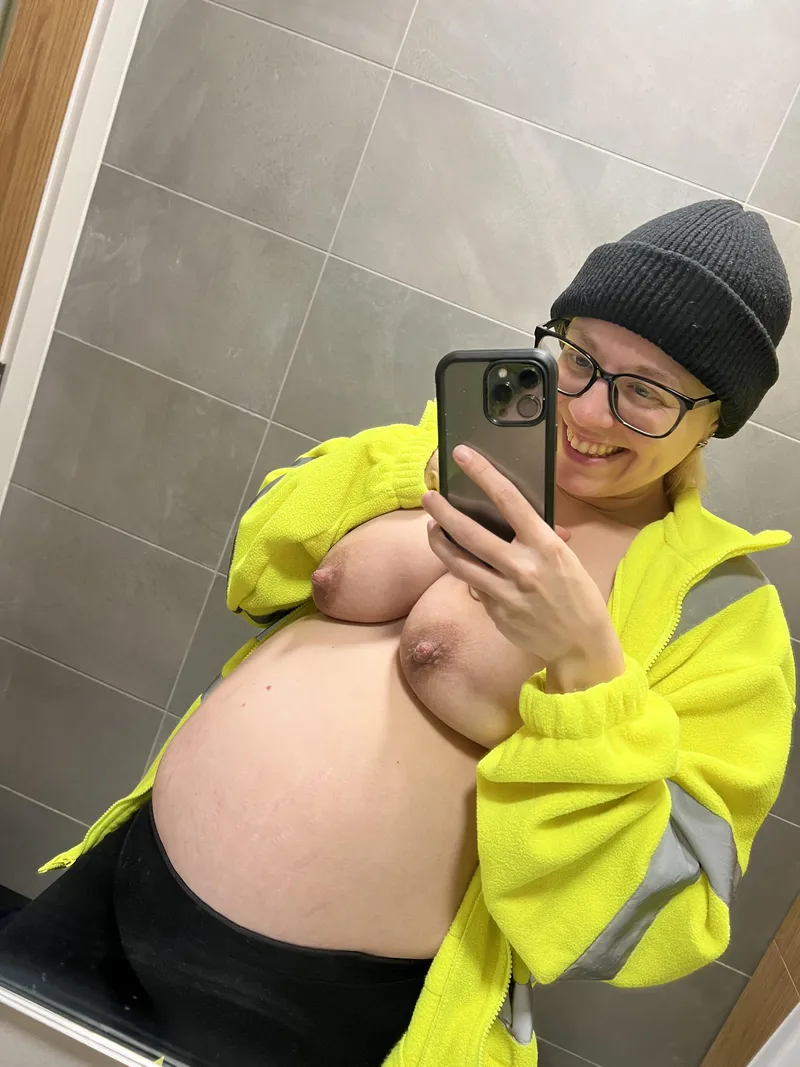 Thumbnail Working Hard or Hardly Working with MissyDemeanour_ on OnlyFans Hottest Fashion