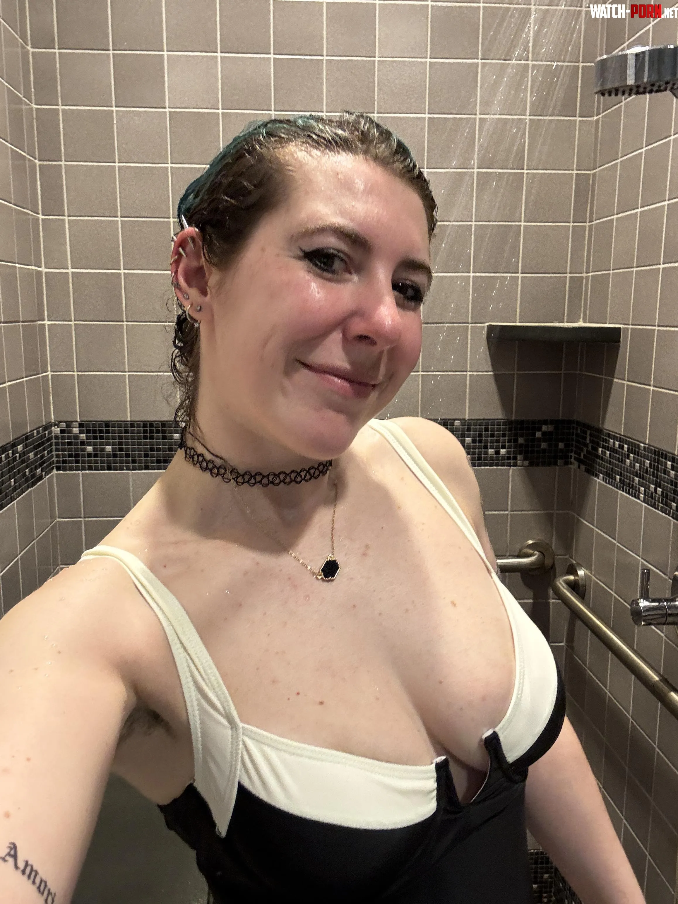 Needed a little rinse by sirenskiss3