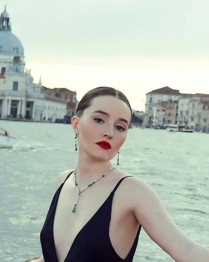Thumbnail Kaitlyn Dever: Unveiling the Essence of Beauty by InfamousAstronaut592