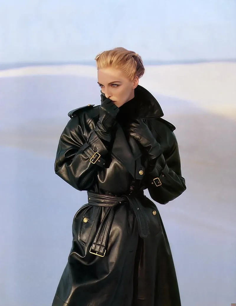 Thumbnail Snuggle-Worthy Styles: A Cozy Exploration of Ladies in Leather